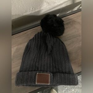 Love Your Melon Classics cuffed beanie faux-fur pom-pom leather logo patch grey